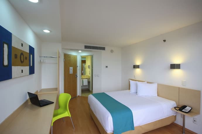 One Guadalajara Centro Histórico