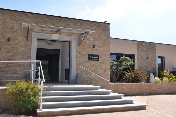 Domaine Villas Mandarine, Reception