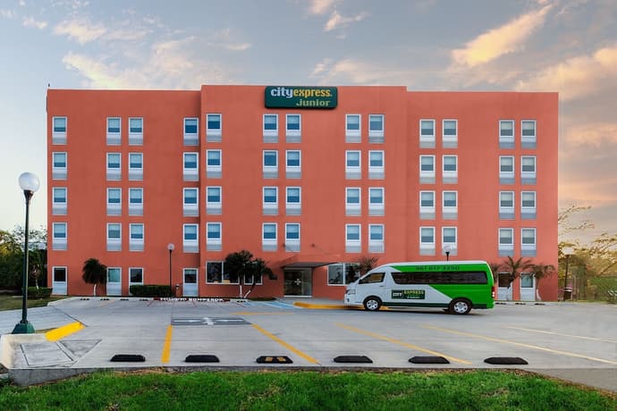 City Express Junior by Marriott Tuxtla Gutiérrez Poliforum