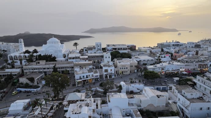 Hotel Santorini, Primary image
