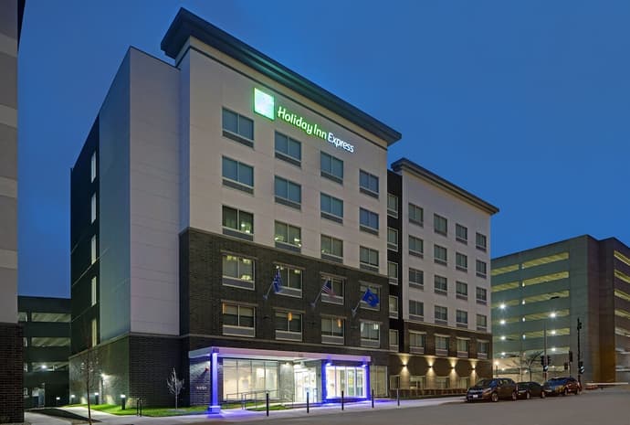 Holiday Inn Express Milwaukee Downtown by IHG, Primary image