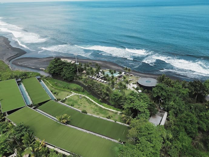 Hotel Komune and Beach Club Bali