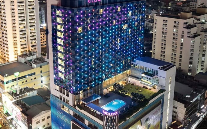 VELA Dhi GLOW Pratunam, Primary image