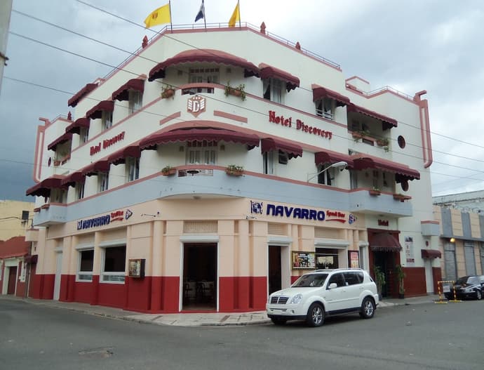 Hotel Discovery, Primary image