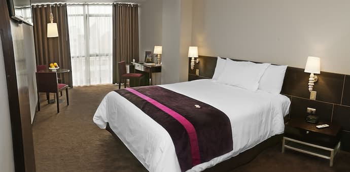 Arawi Miraflores Prime, Primary image