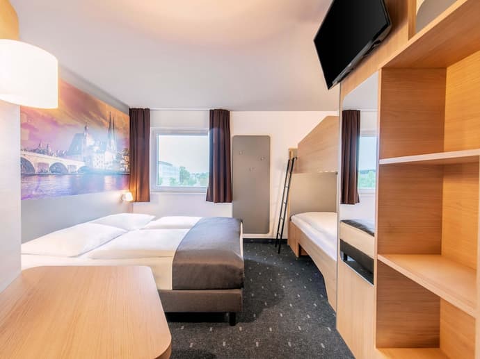 B&B HOTEL Regensburg-City
