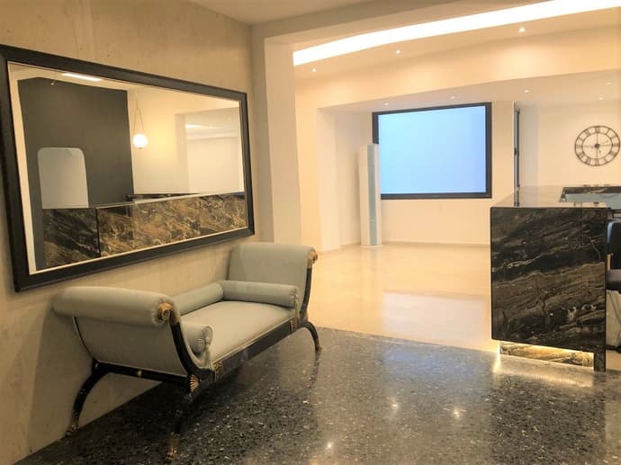 Evita Asty, Reception