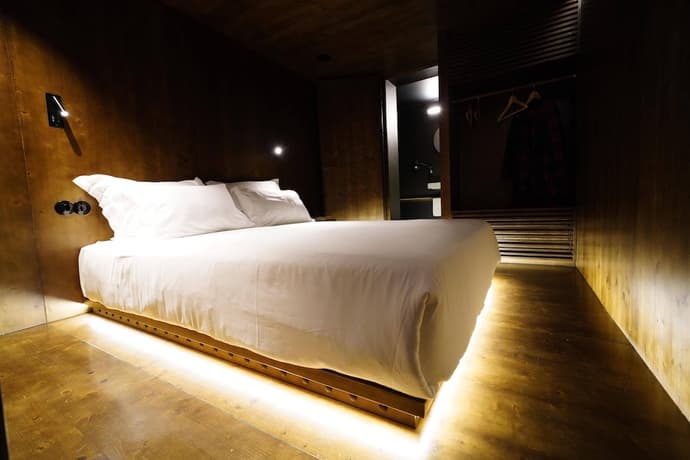 Zero Box Lodge Coimbra, Primary image