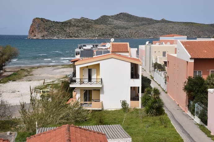 Rhoe Seaside Apartments