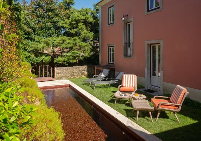 Rosegarden Essence Sintra