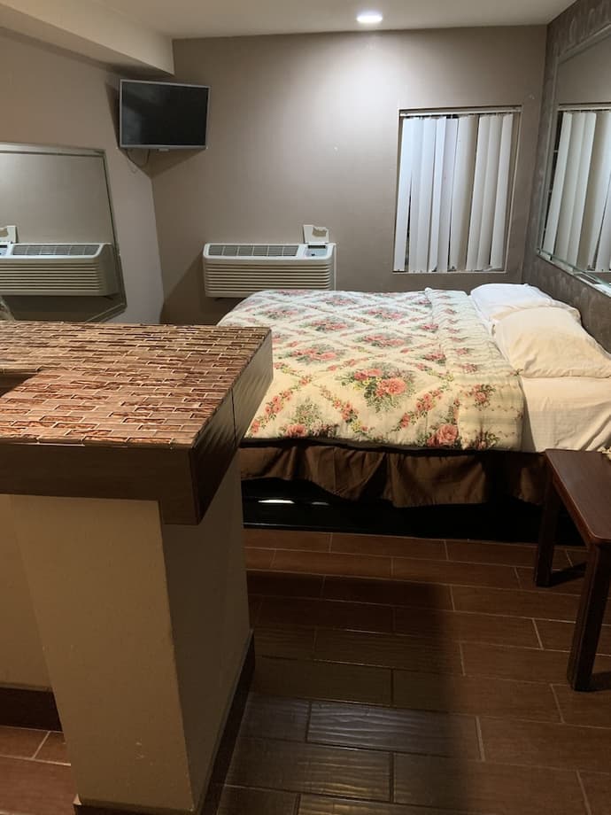 Royal Relax Inn, Room