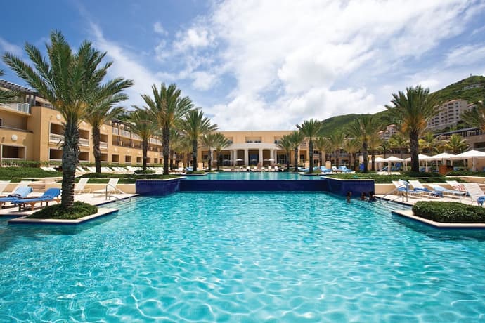 Dawn Beach Club Resort Sint Maarten