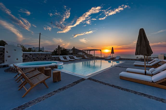 Nuvia Suites