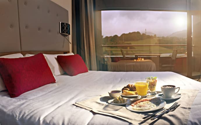 Hotel K10, Primary image