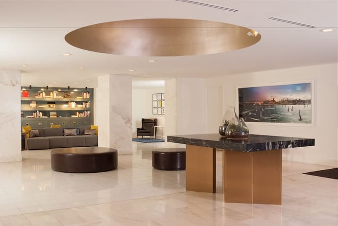 Stanford Court San Francisco, Interior entrance