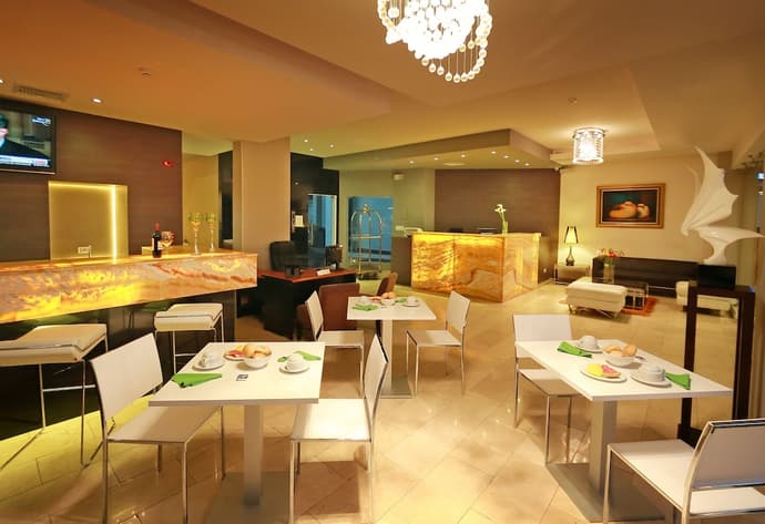 Hotel Suites Ambassador, Lobby