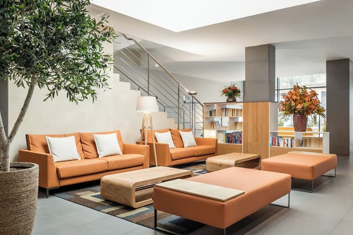 Petit Palace Trencadis, Primary image