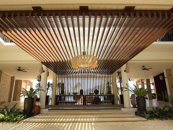 Pangulasian Island Resort, Lobby