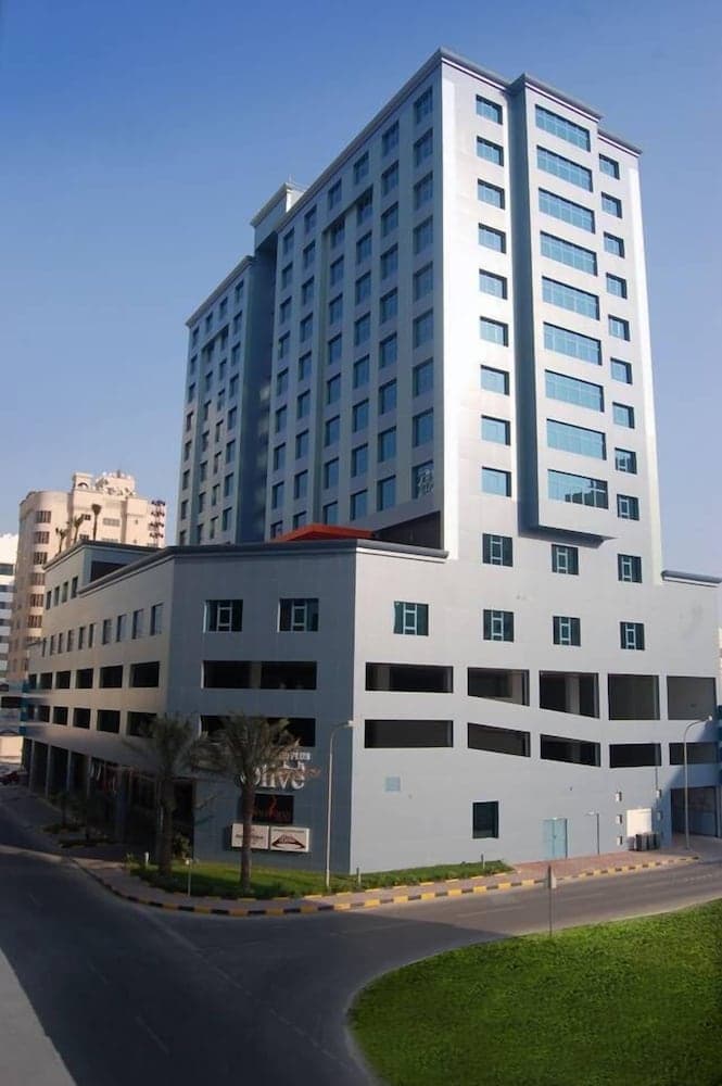 The Olive Hotel, Primary image