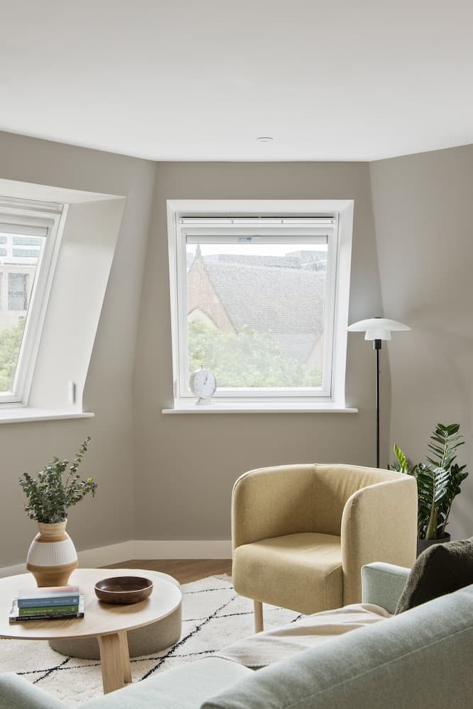 Cove Minshull Street, Primary image