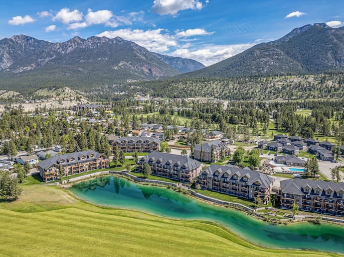 Bighorn Meadows Resort