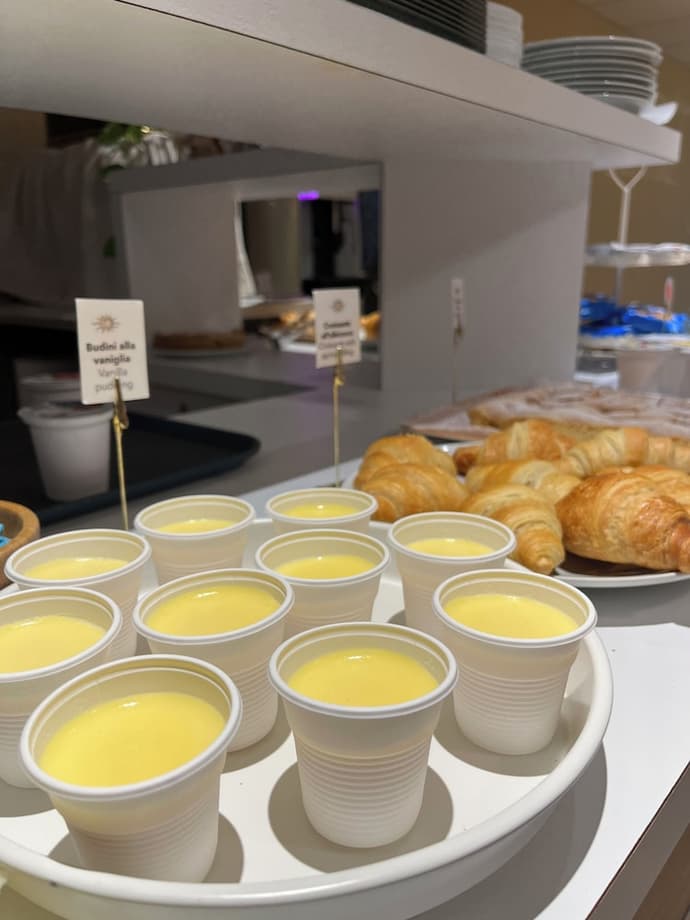 Eremes Rooms & Apartments, Primary image