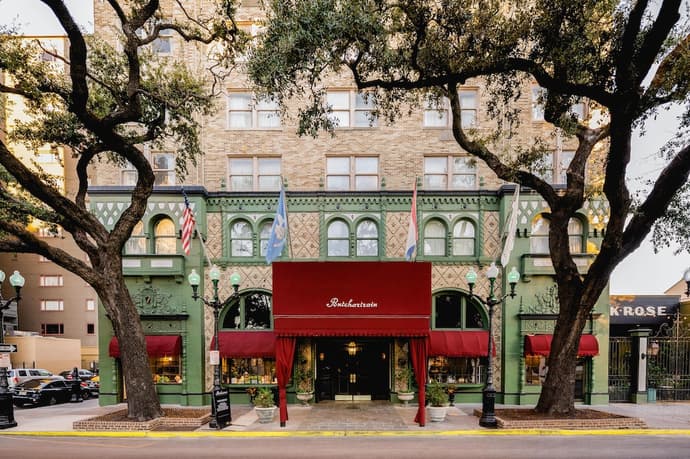 The Pontchartrain Hotel, Primary image