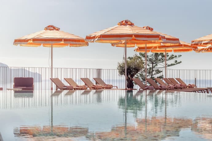 NEXT - Savoy Signature, Primary image