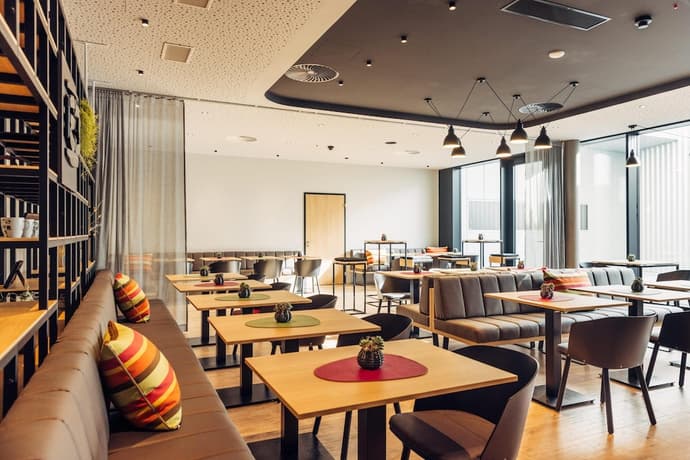 harry's home Bern-Expo, Primary image