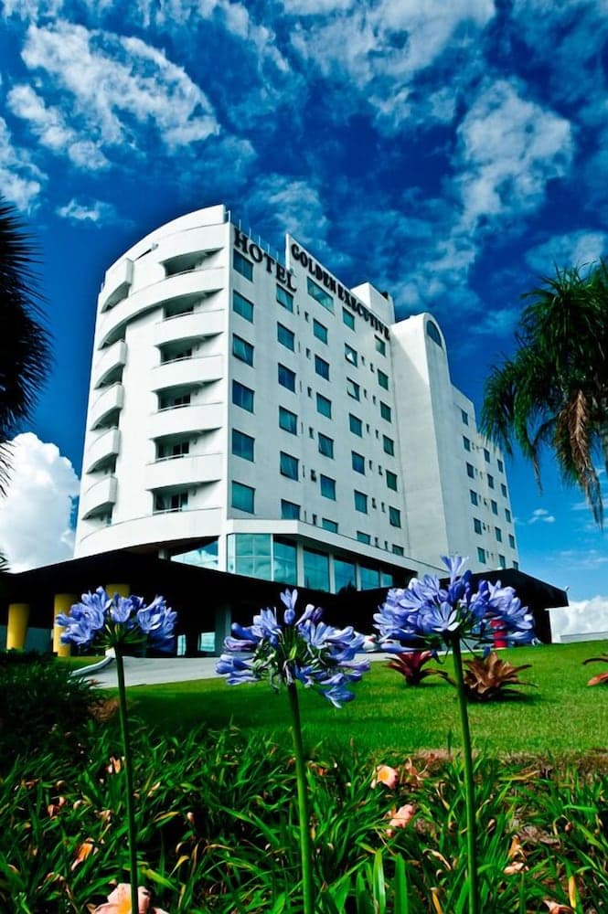 Favorita Golden Hotel e Eventos