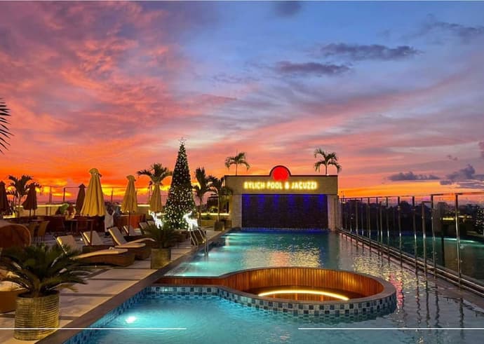 Rylich Panorama Hotel