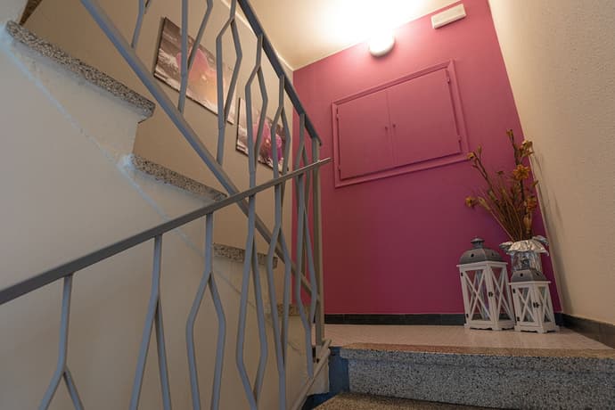 La Svolta, Interior entrance