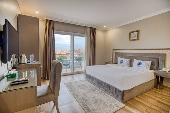 Mamlouk Pyramids Hotel