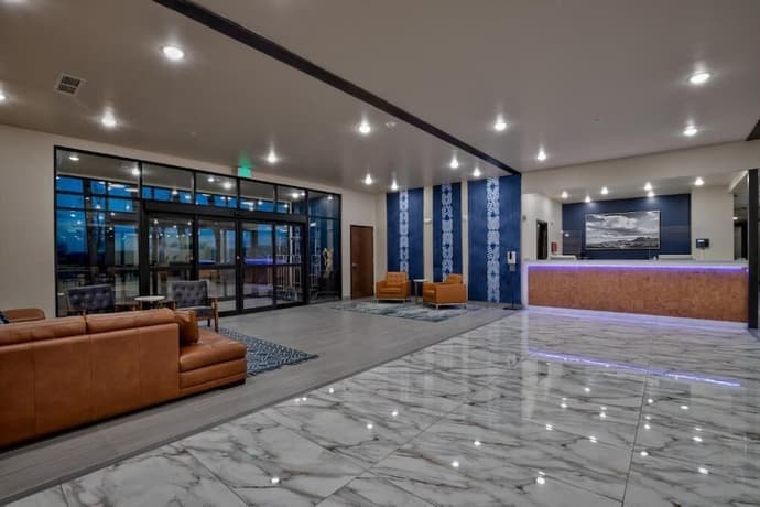 Scenic View Inn & Suites Moab, Interior entrance