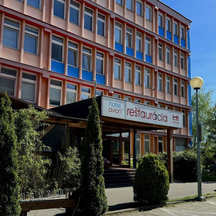 Hotel Avion