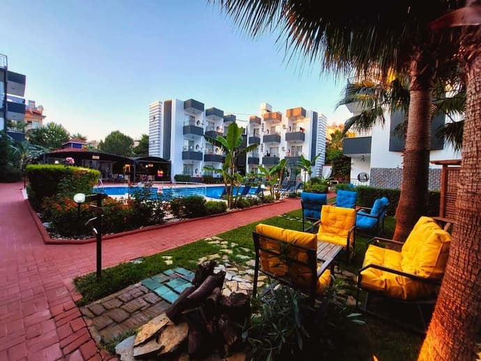 Summer Rose Hotel, Primary image