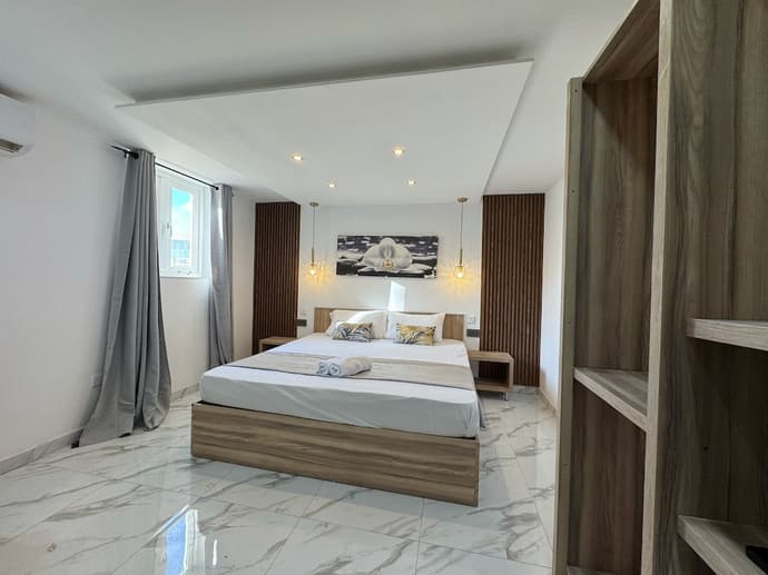 Sunstone Guest House, 