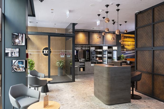 The Three Corners Downtown Edition Hotel, 