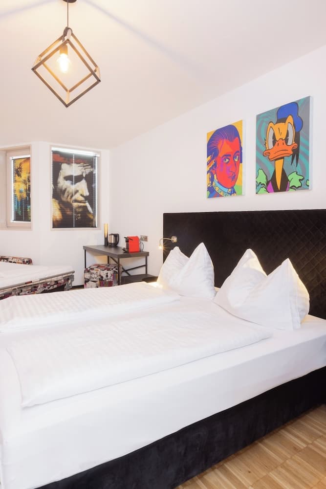 Das Edlinger, Primary image