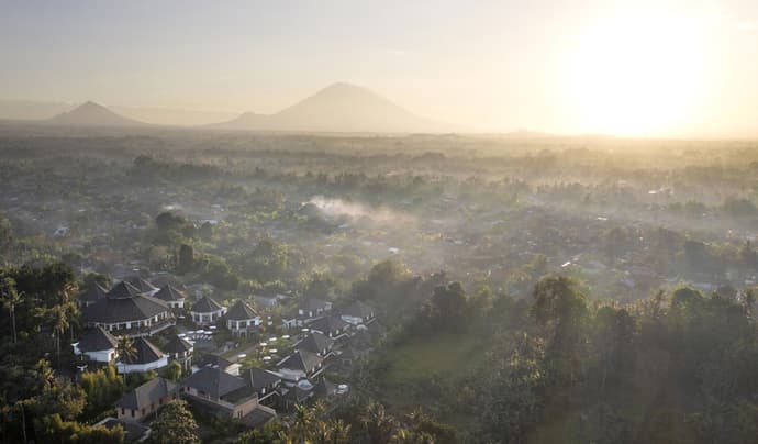 Swan Paradise A Pramana Experience