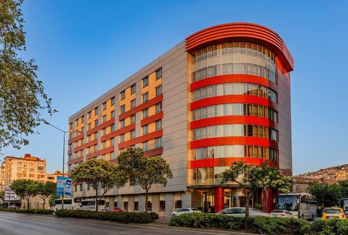 Ramada Plaza by Wyndham Izmir, Primary image