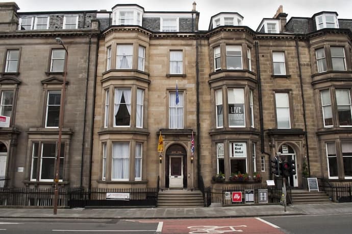 Palmerston Suites, Primary image