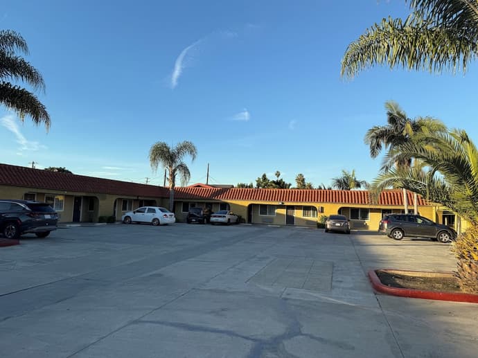 Rocky Inn Motel Long Beach, CA