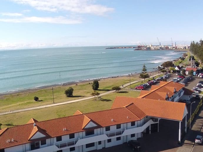 Harbour View Motel on Ahuriri Beach in Napier NZ with sea view suites