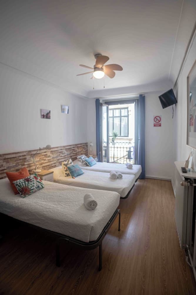 Pensión Gurtxu by Sun Sebastián