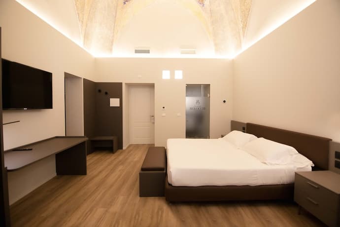 Palazzo Bellocchi - Suites & Apartments