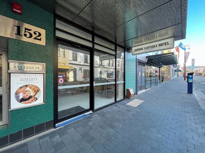 Airone Capsule Hotel, Primary image