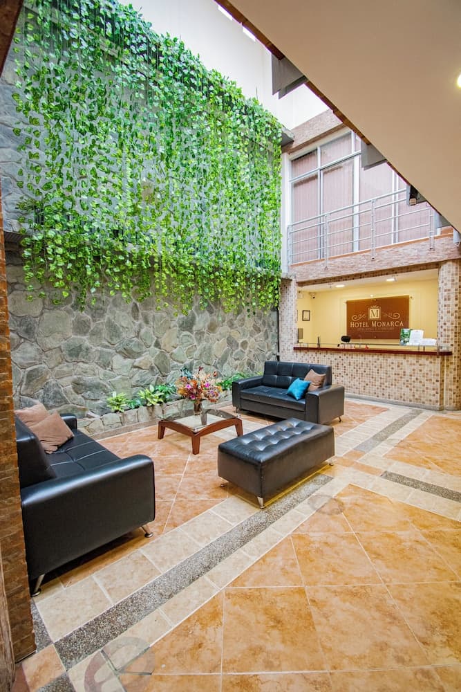 Hotel Mónaco Armenia