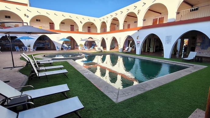 Hotel Hacienda Bugambilias La Paz & Centro de Convenciones