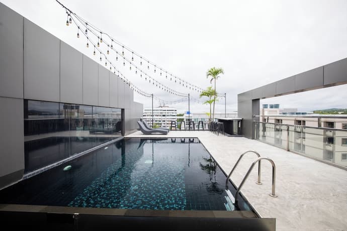 De Chai Oriental Nimman, Primary image